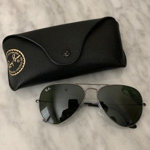 Ray-Ban Aviator Classic Polished Gunmetal